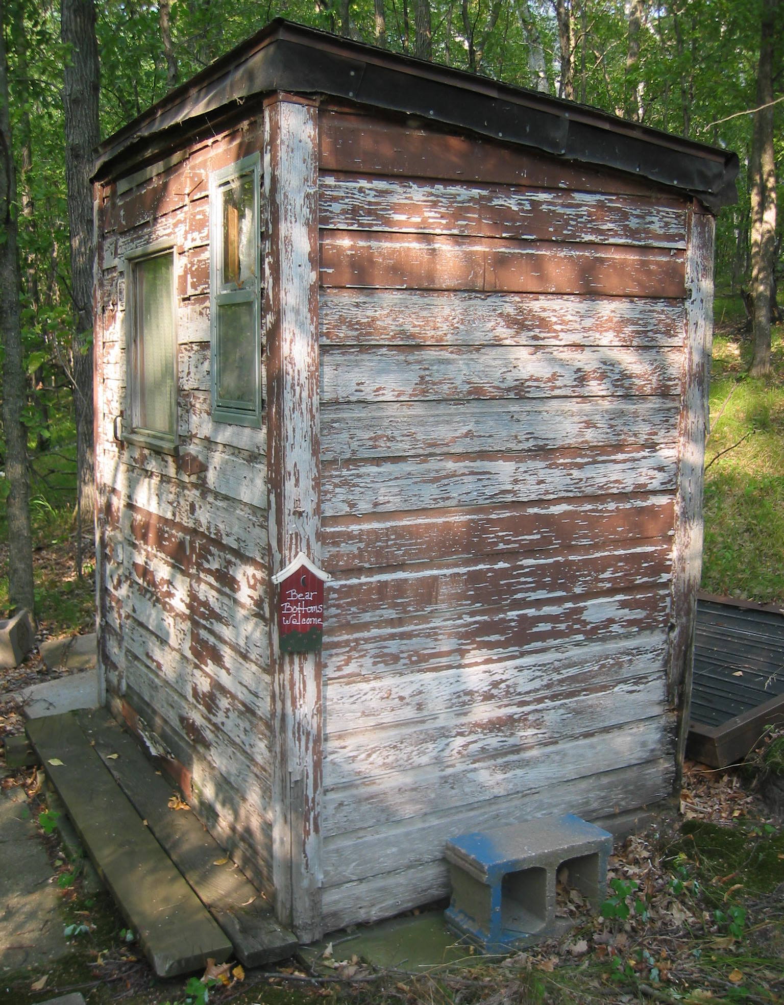 001outhouse.jpg