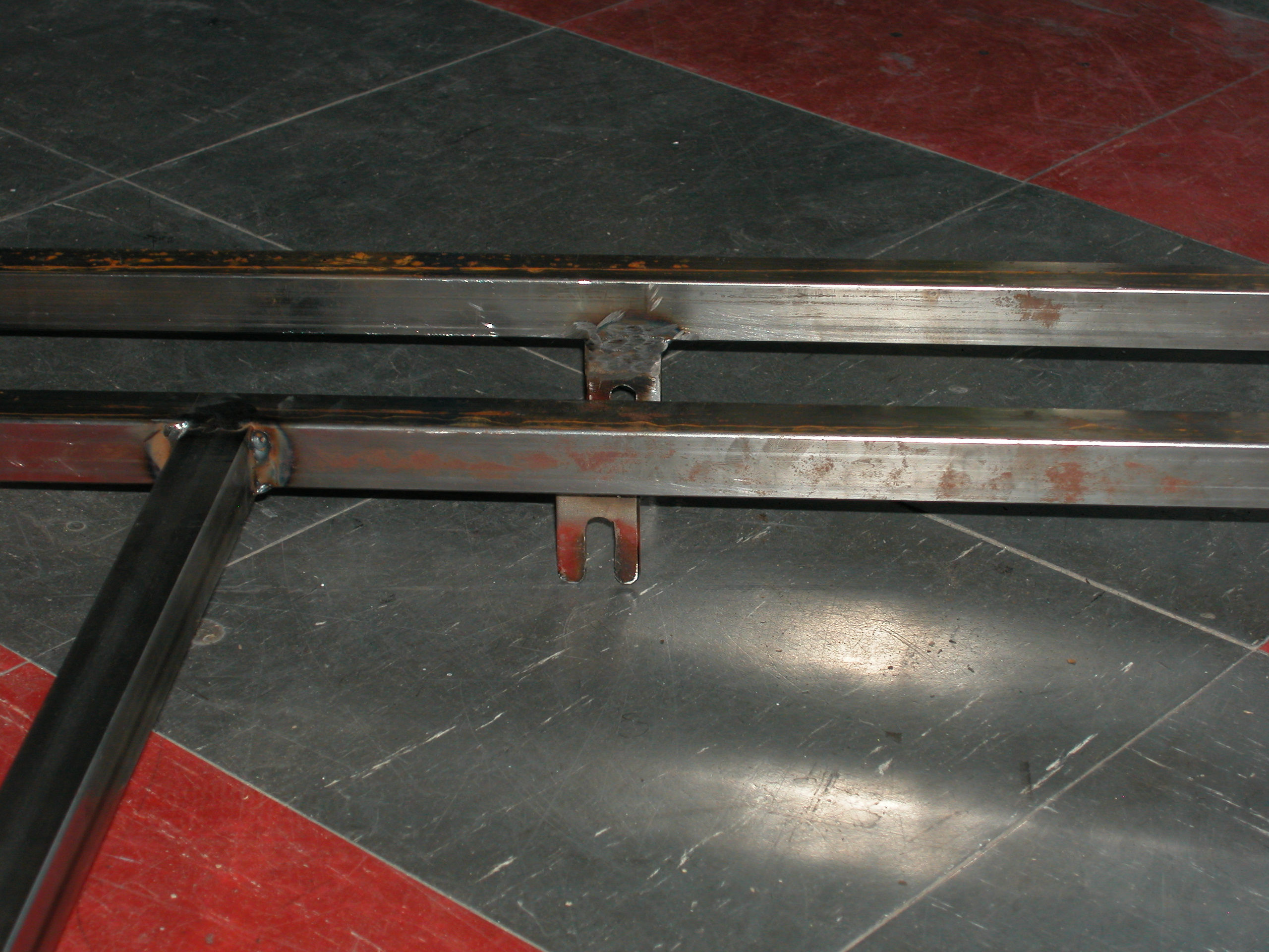 004_front-frame-detail.jpg