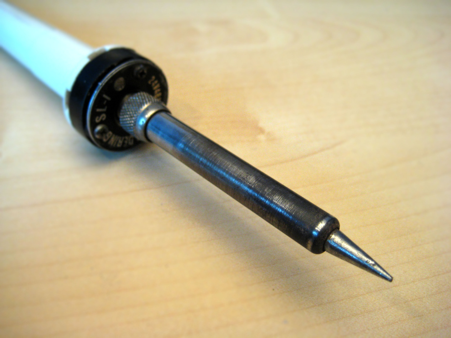 006.2.1 - soldering iron.jpg