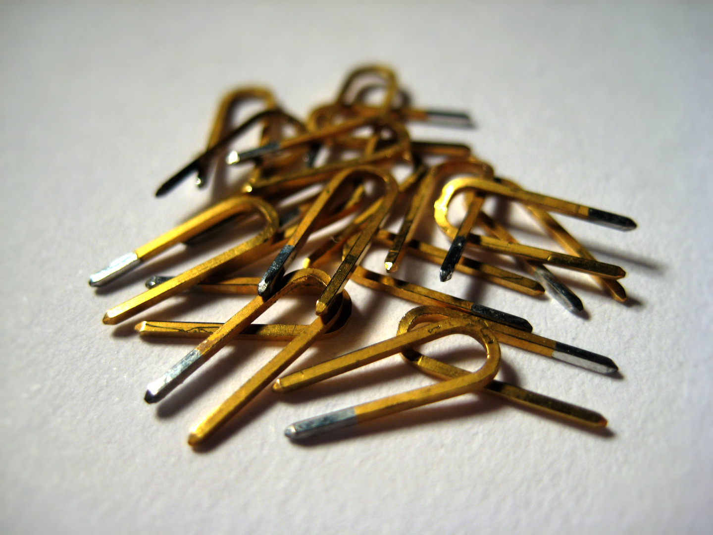 006.5.2 - pile hooks.jpg