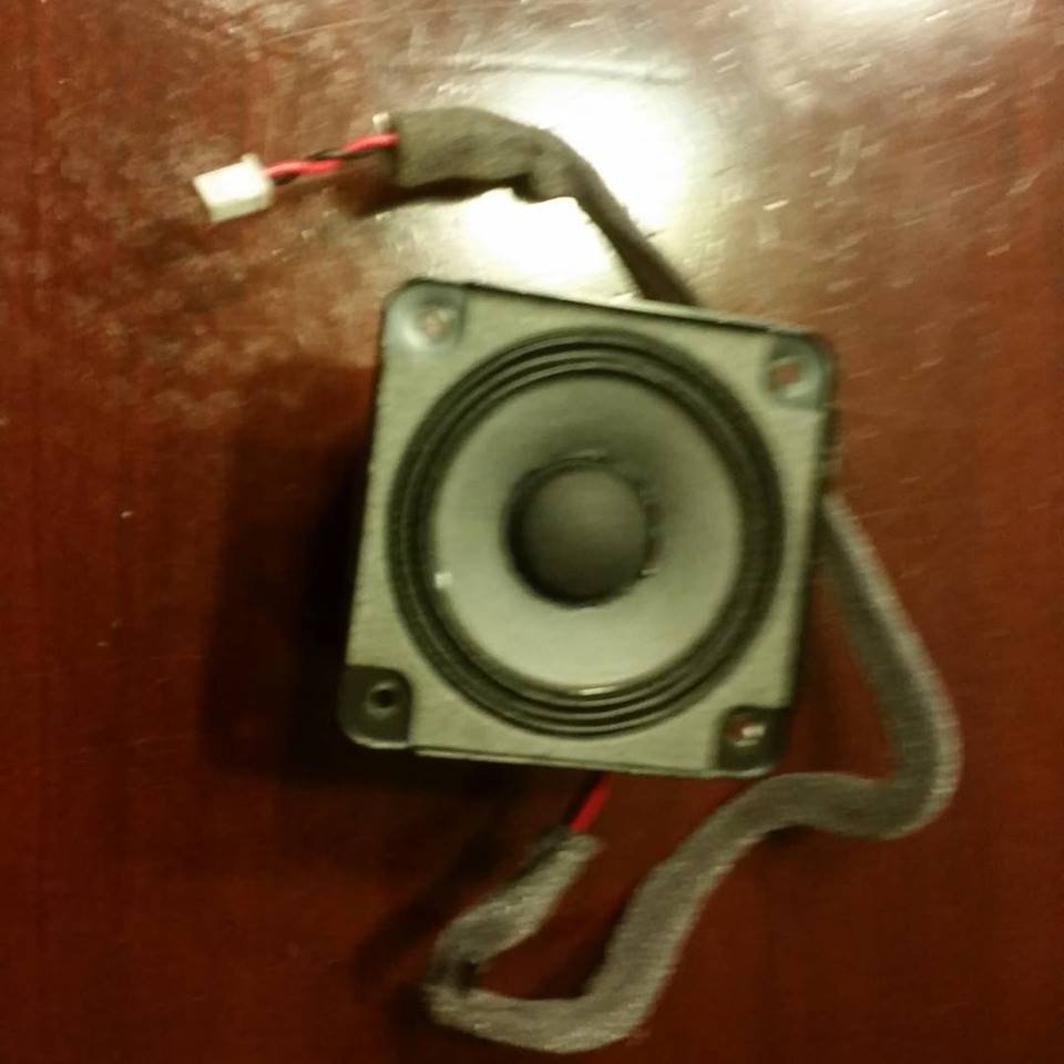 01 bose wave old speaker.jpg