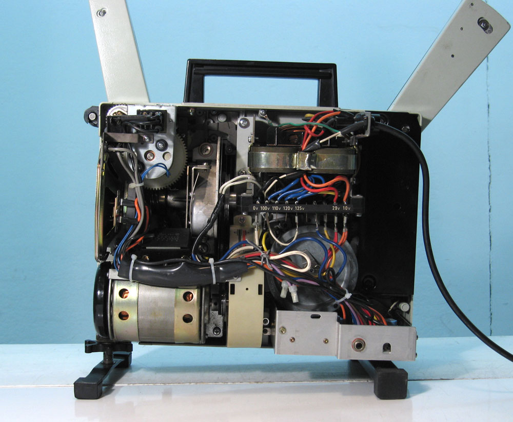 01-fullprojector.jpg