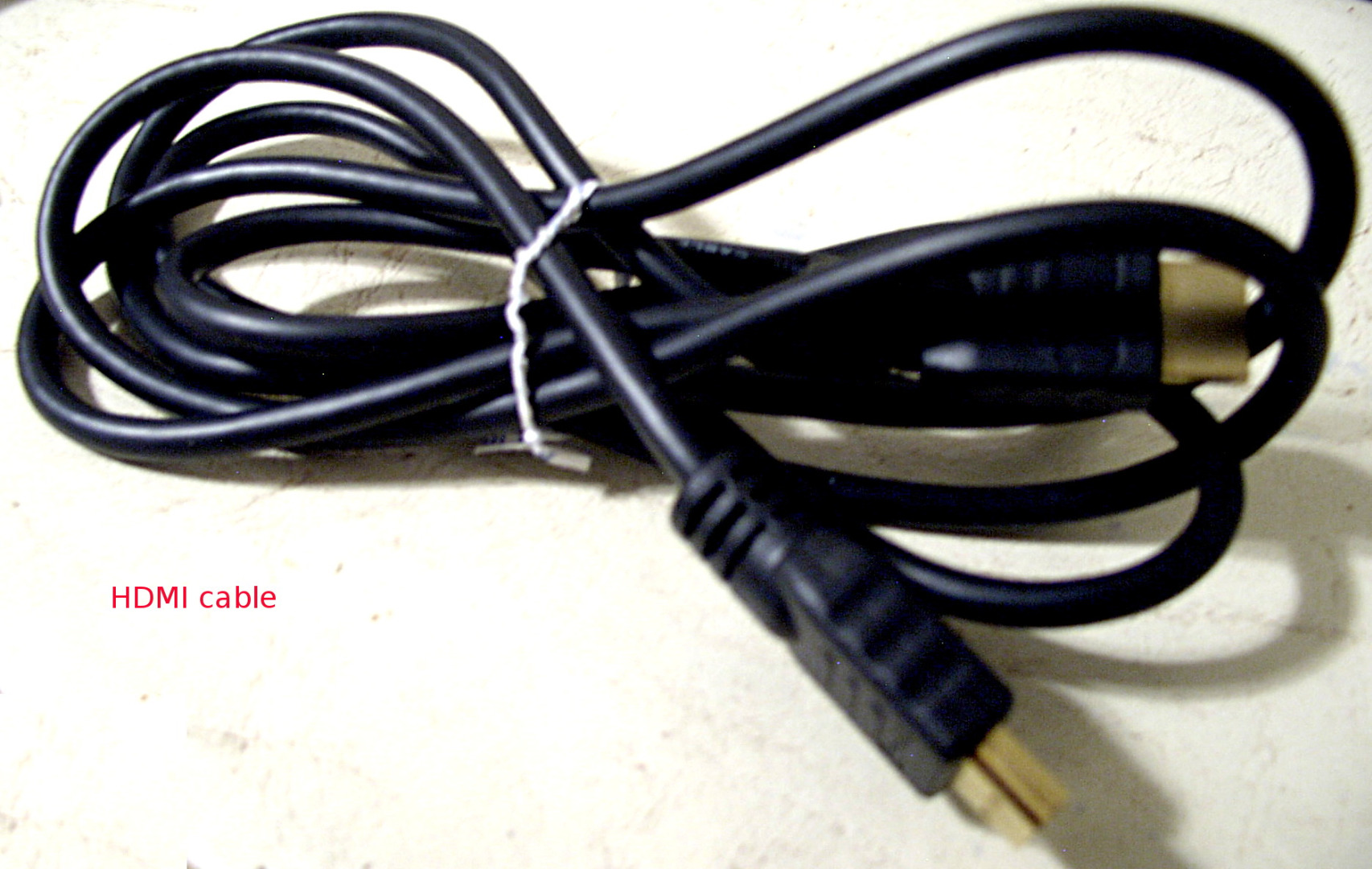 01.hdmi-cable.jpg