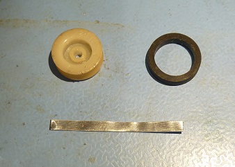 010-idler wheel disass.jpg