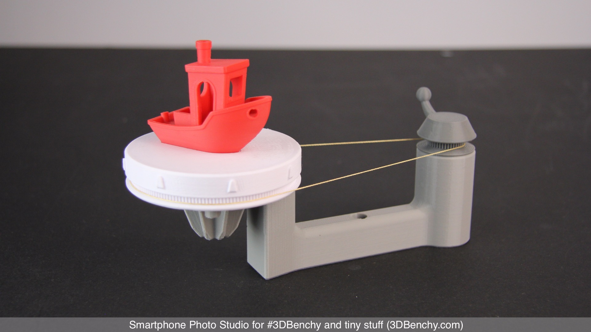 02 - Smartphone Photo Studio for #3DBenchy and tiny stuff (main image turntable).JPG