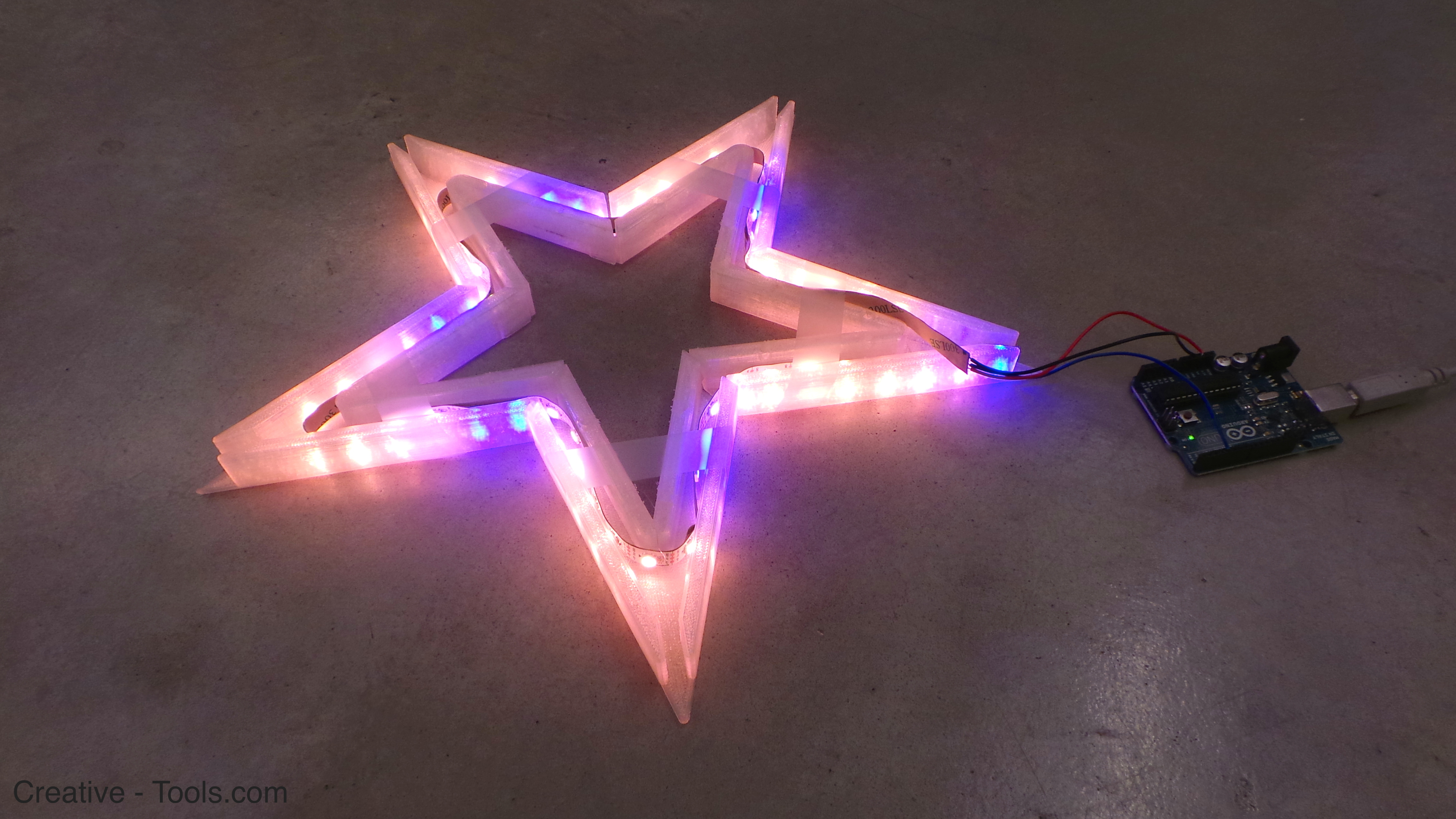 030 - Vega - The LED-lit Christmas Star.jpg