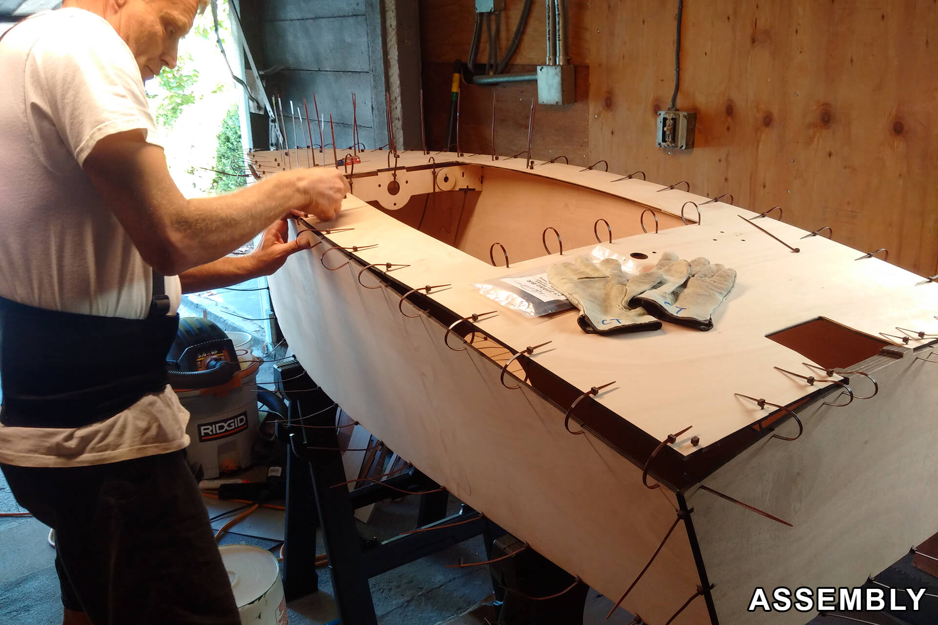 048-mini-boat-assembly.jpg