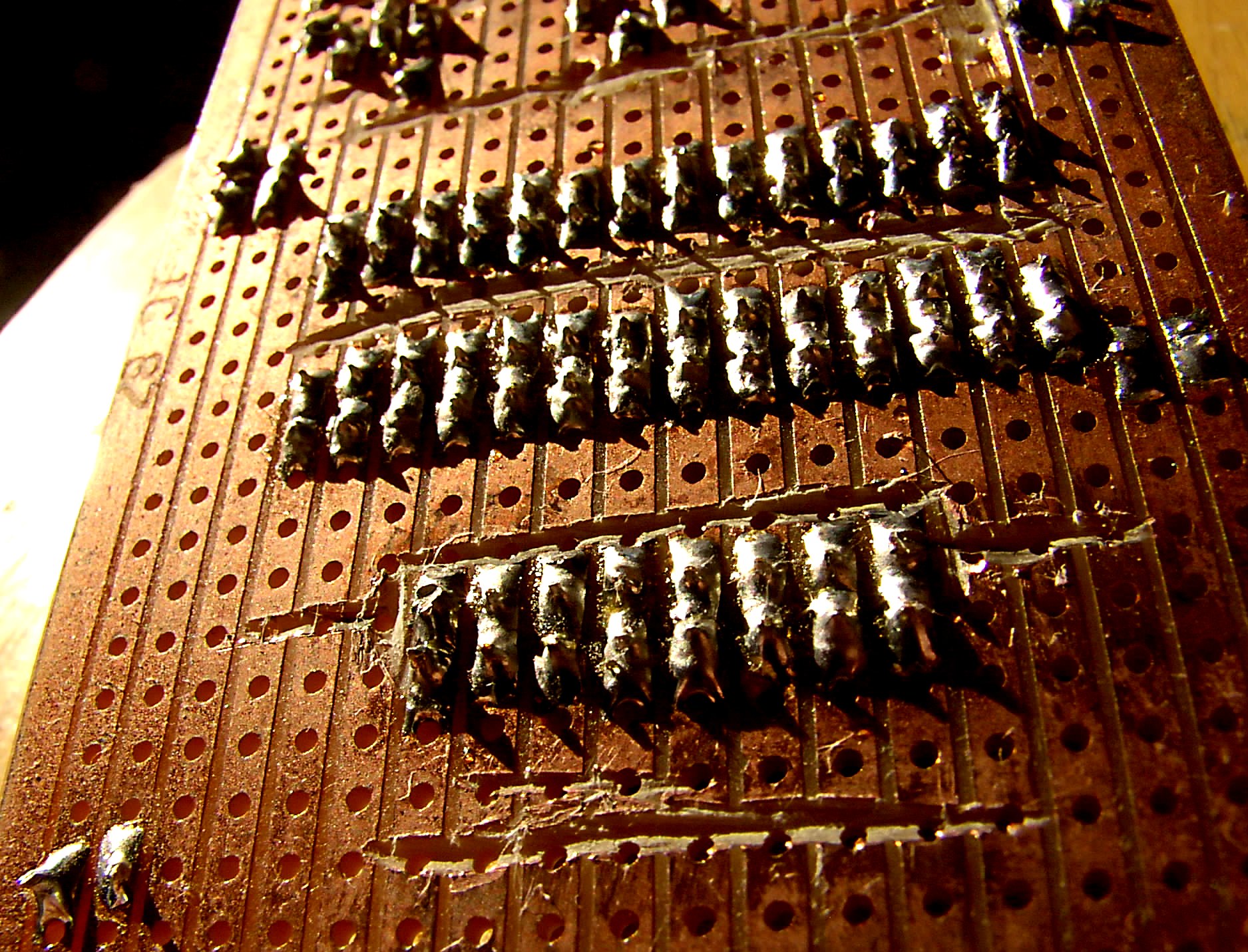 05.F.solder-side.02.jpg