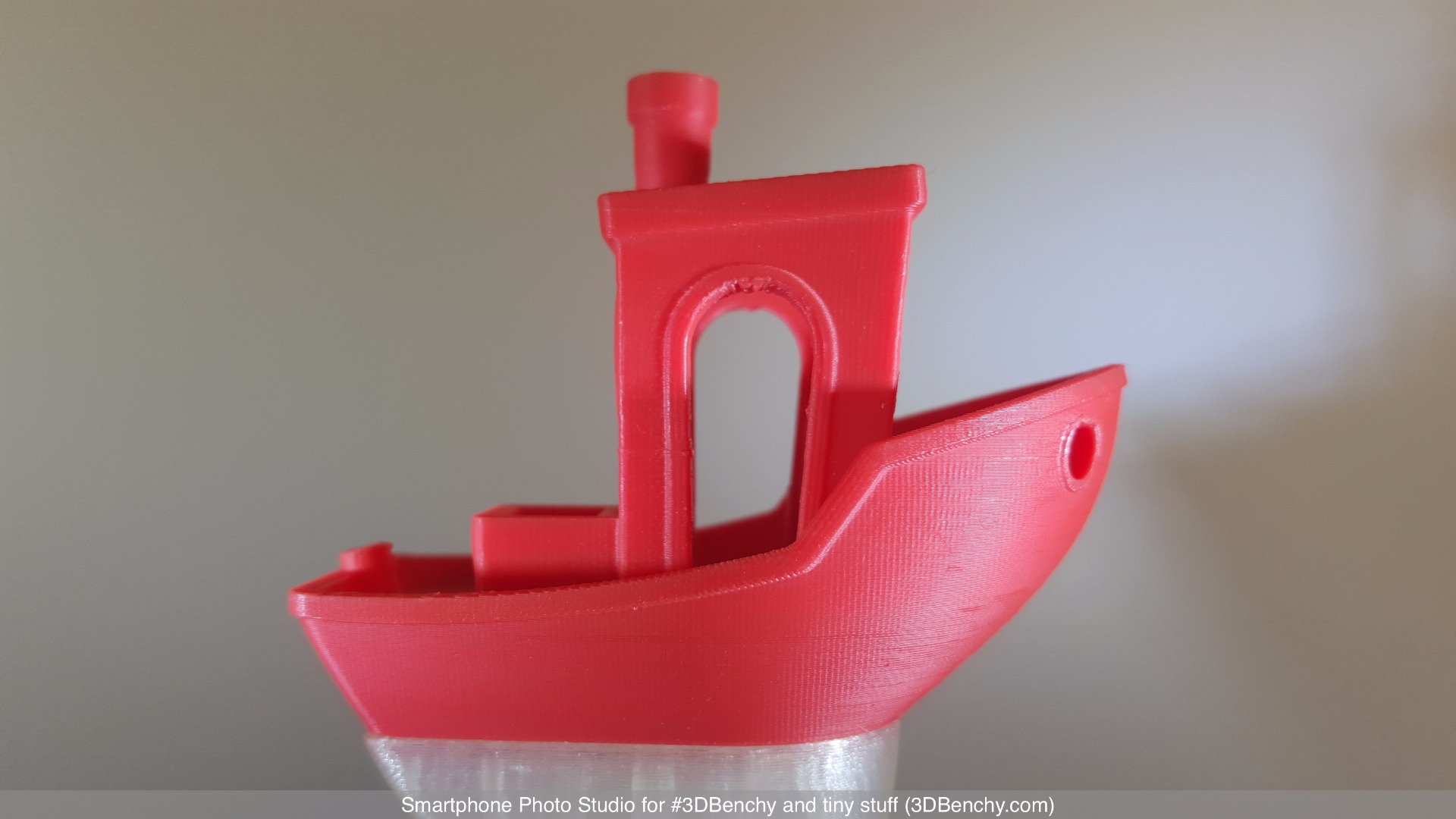 06 - Smartphone Photo Studio for #3DBenchy and tiny stuff (sample photo - #3DBenchy 2).jpg