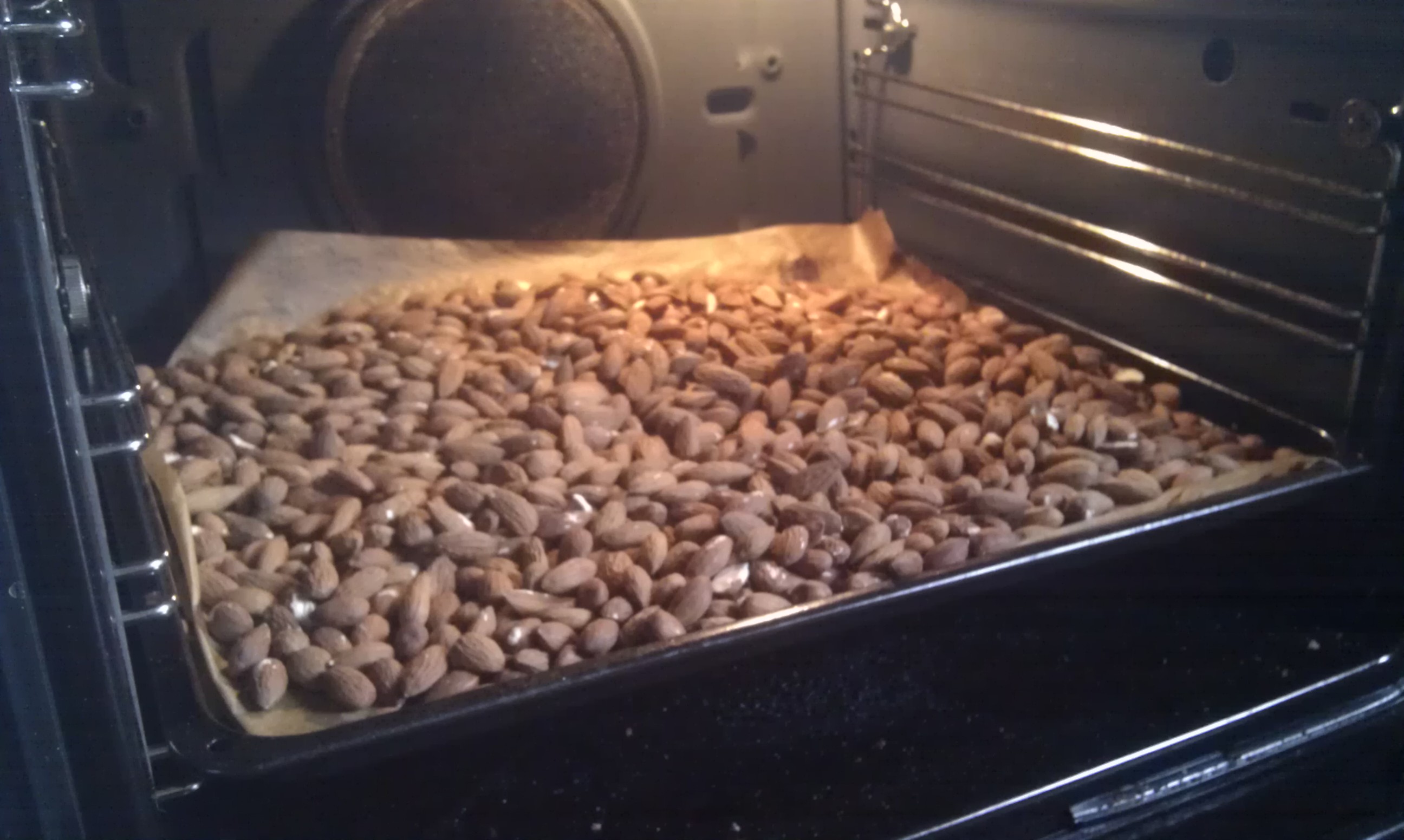 06 roast almonds.jpg