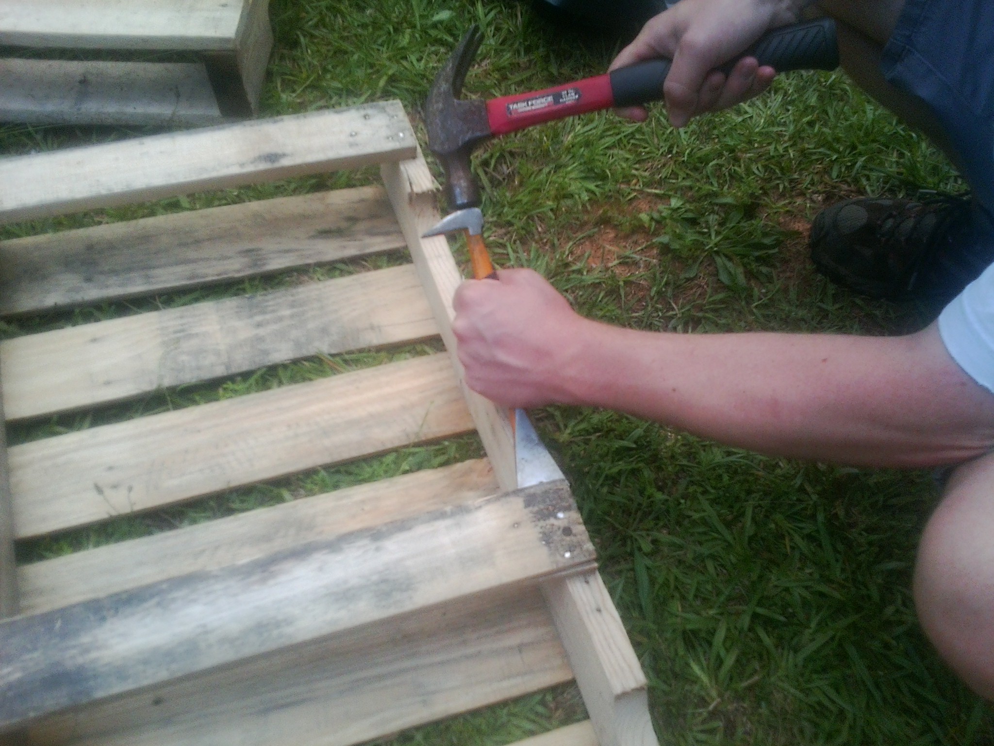 0604161434 Bottom Slat Removal.jpg