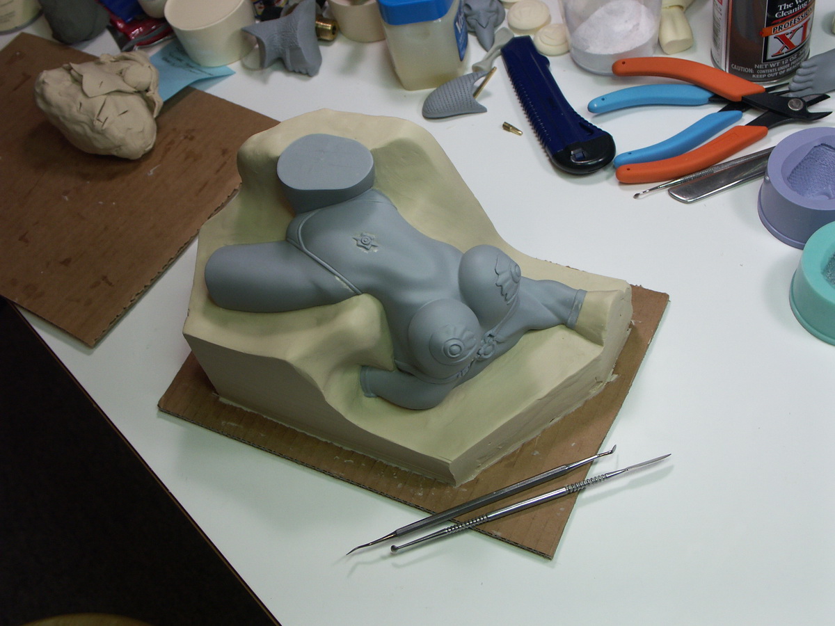 06_Molding the Torso.JPG