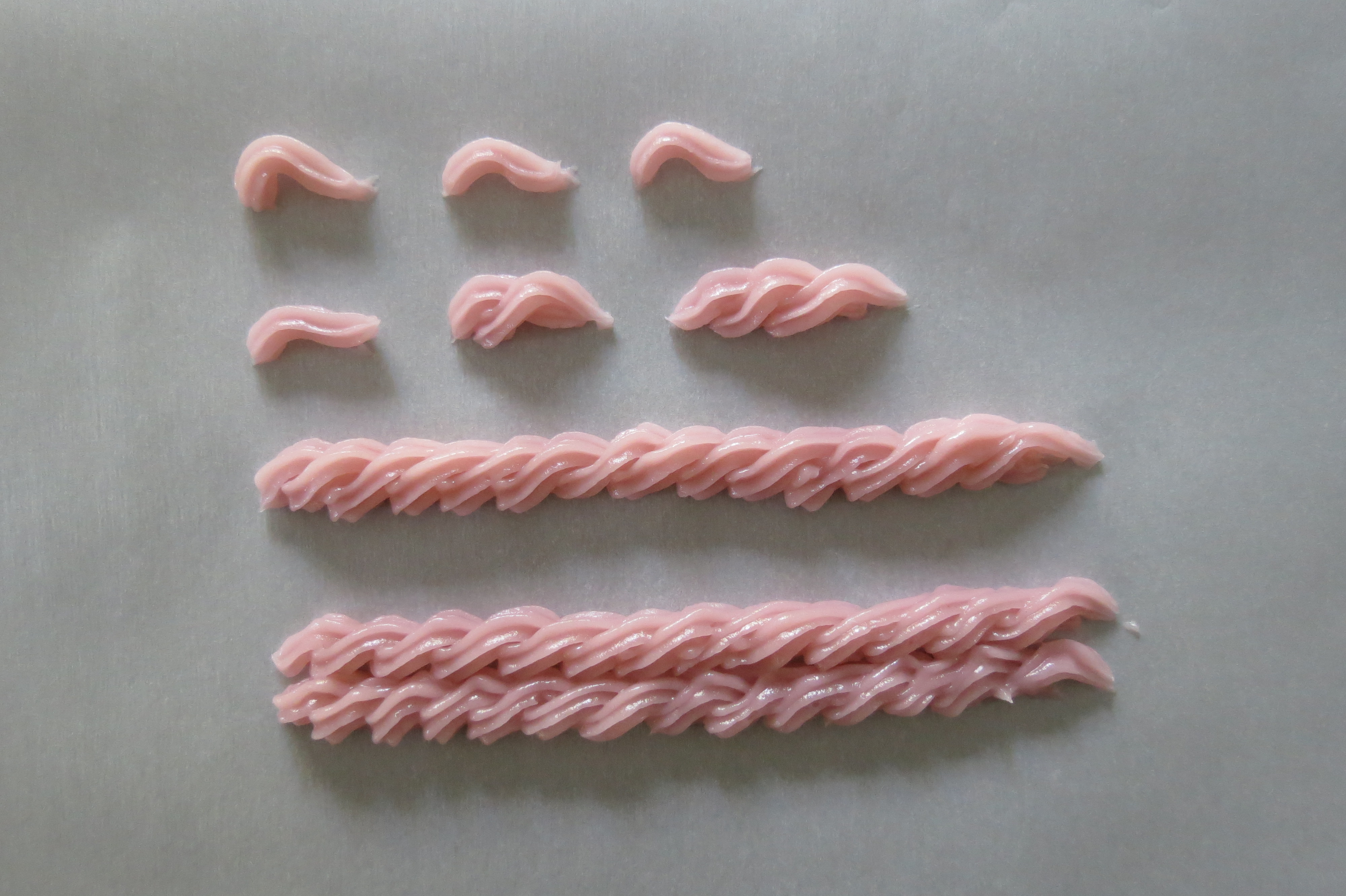 07-00 Buttercream Rope Practice.JPG