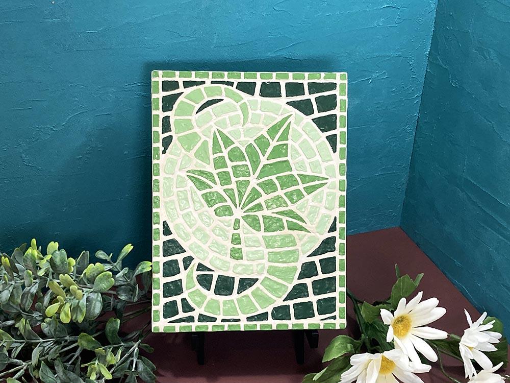 07-1 Faux Leaf Mosaic display.jpg