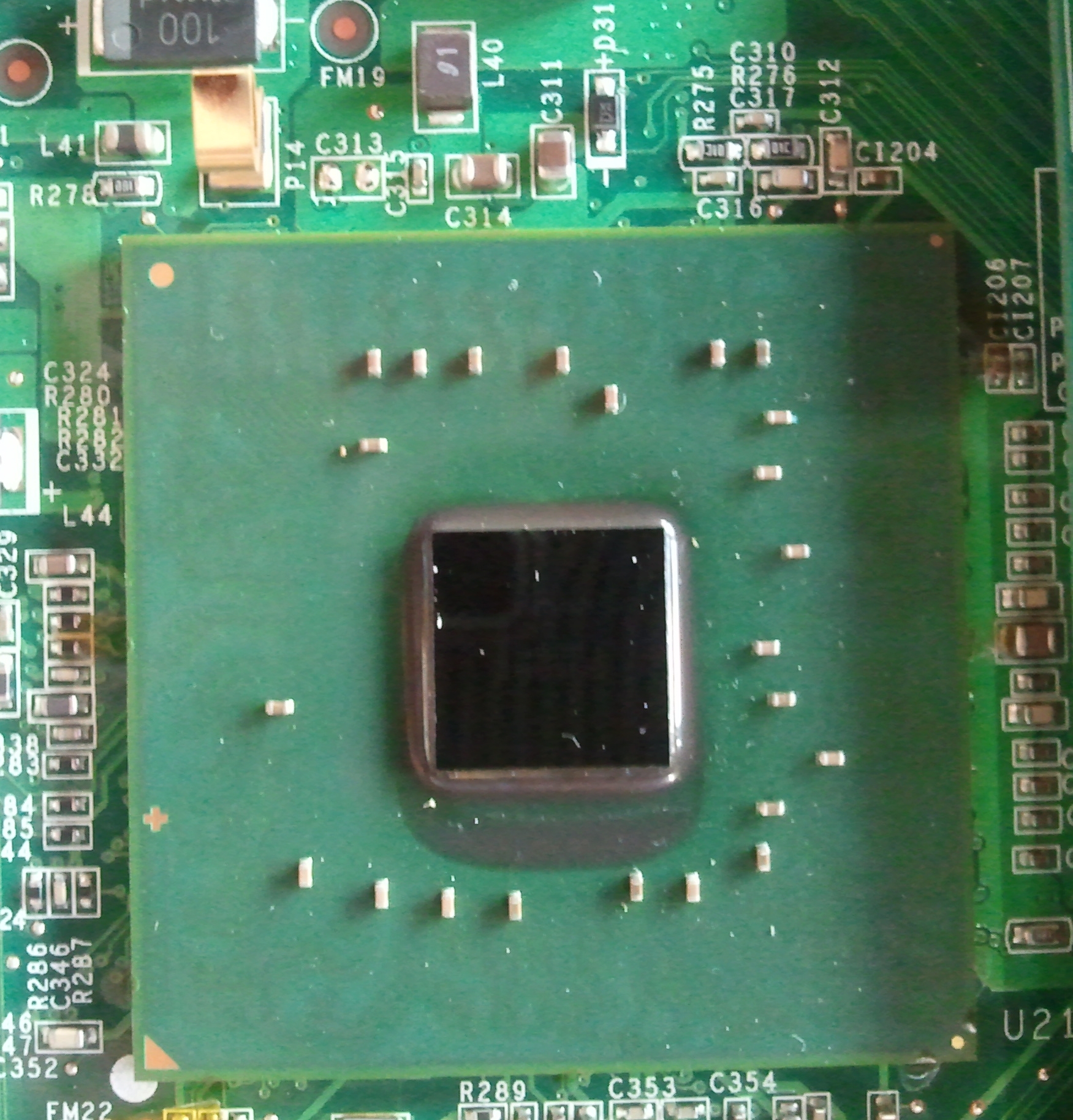 07b-LG F1 Laptop System GPU Thermal Paste.jpg