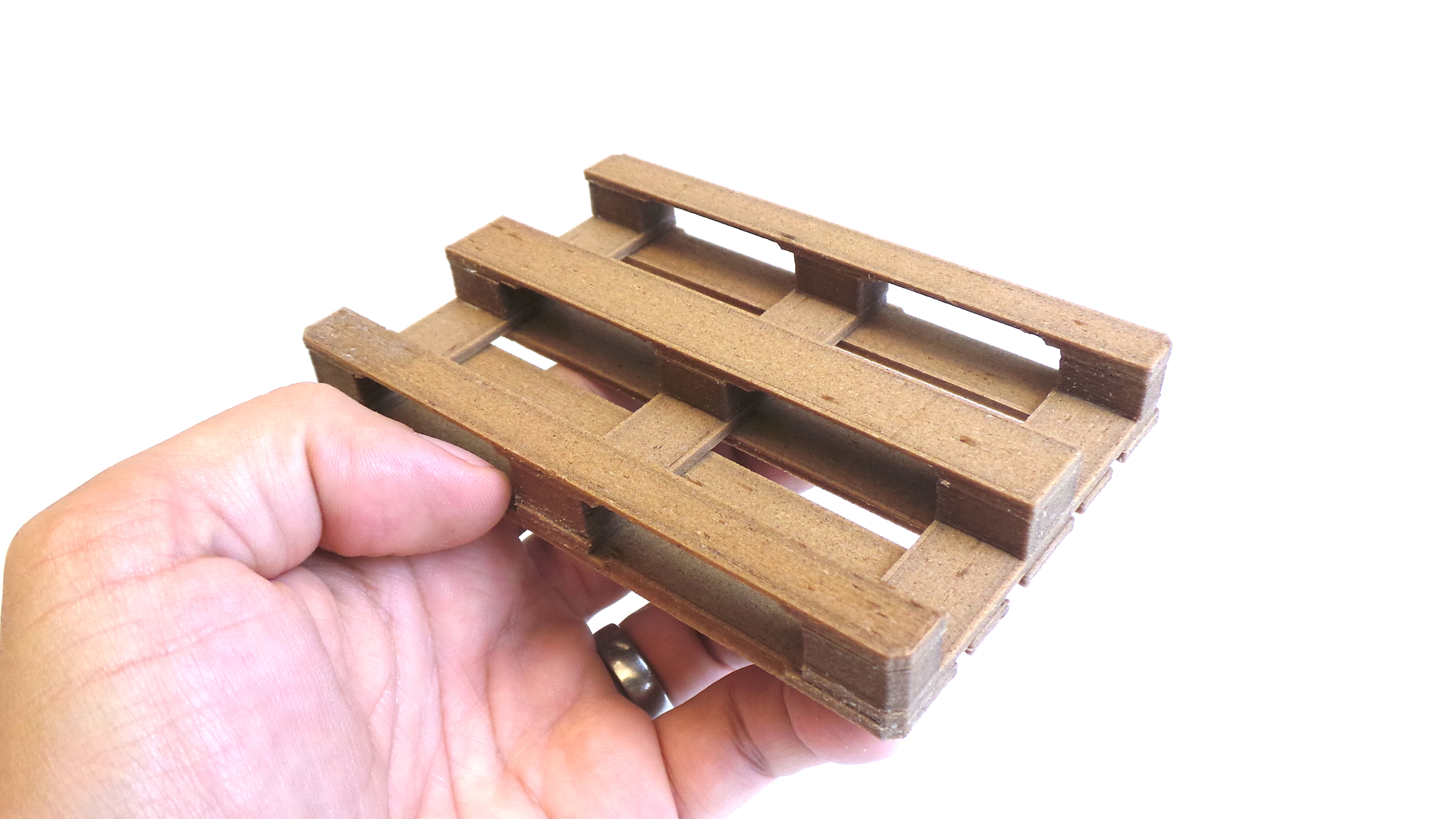 08 - 3D-printed EUR pallet (scale model).jpg