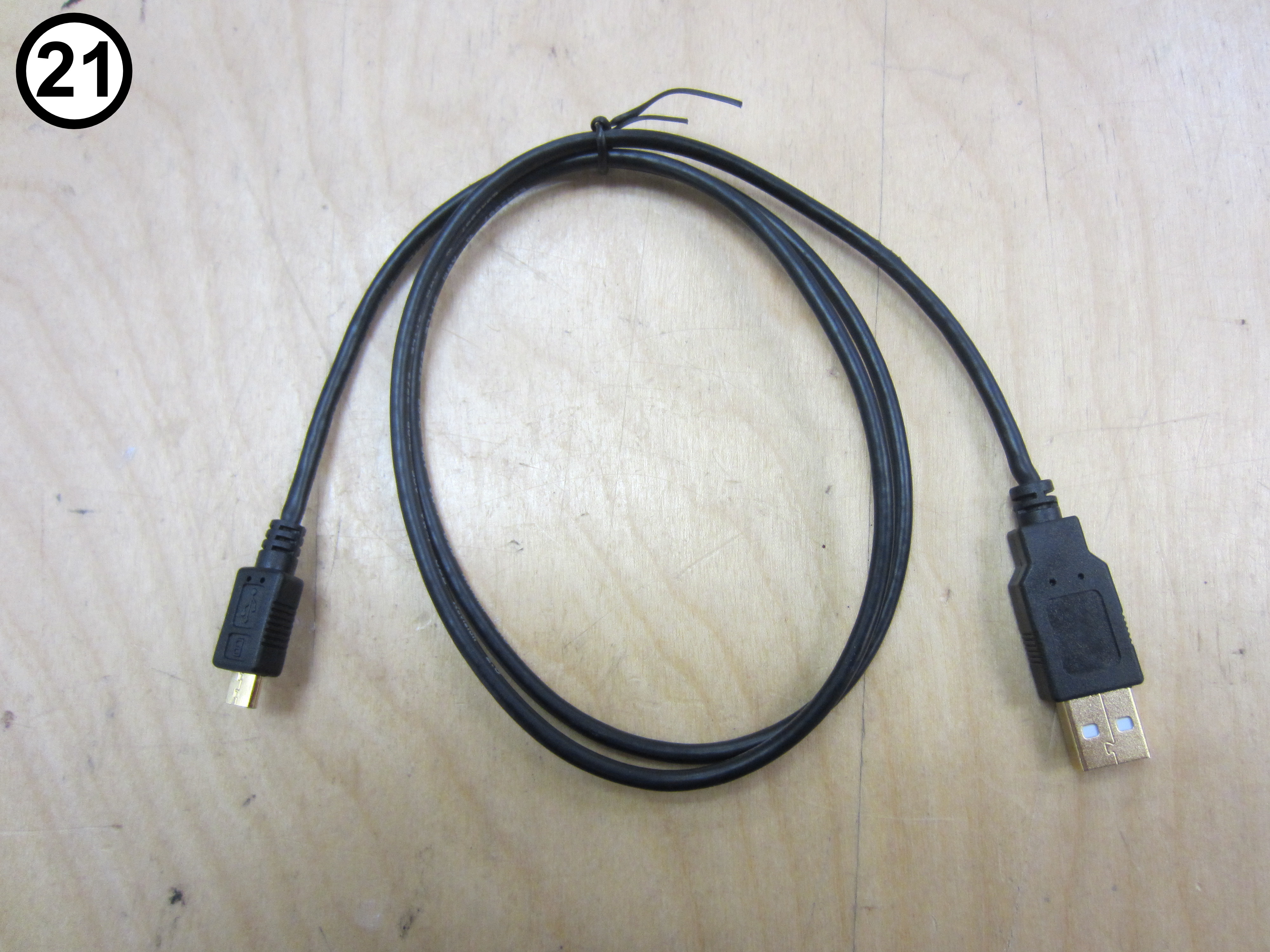 1 - 21 - Cables - USB Micro Male to Type A Male.JPG