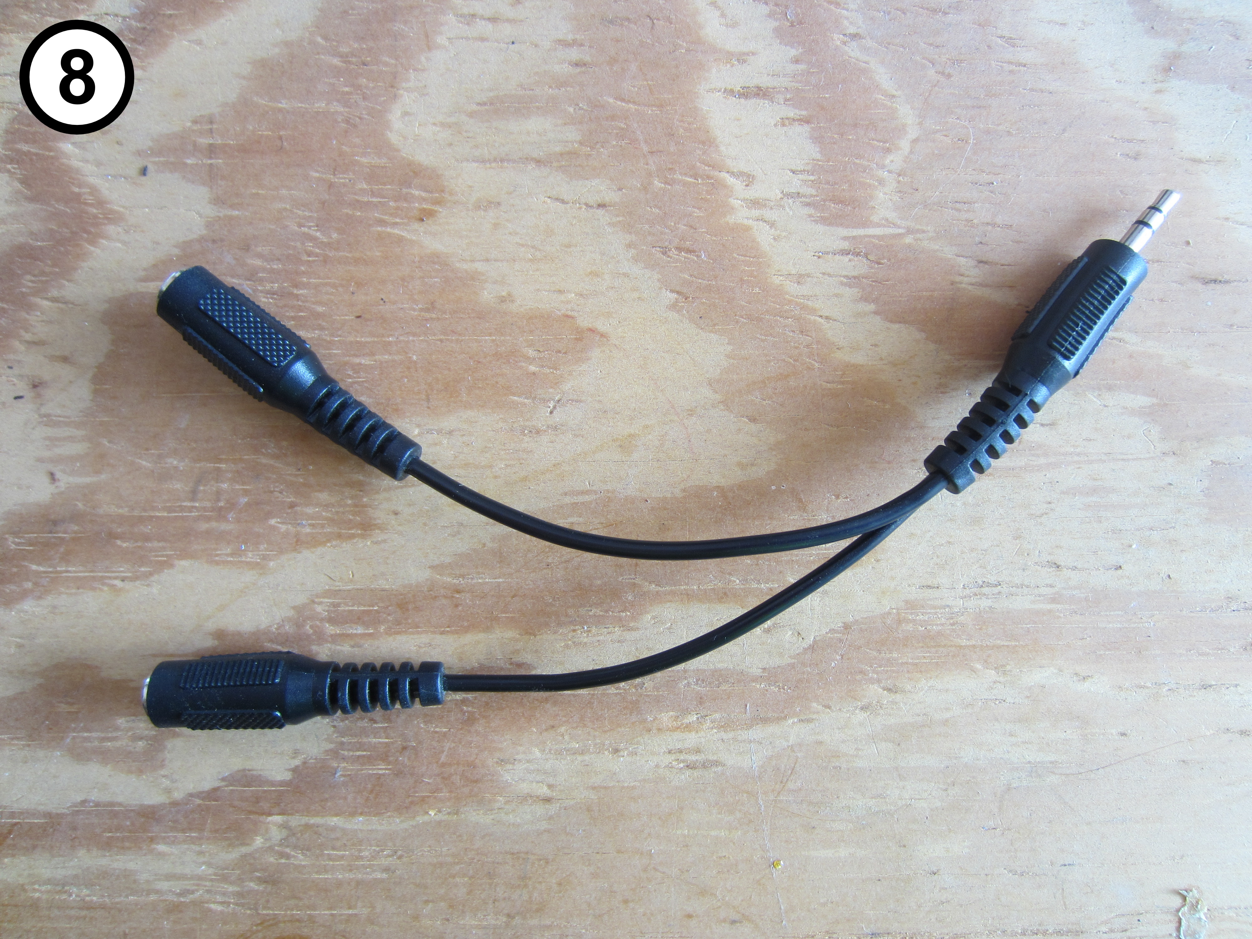 1 - 8 - Audio Y Cable.JPG