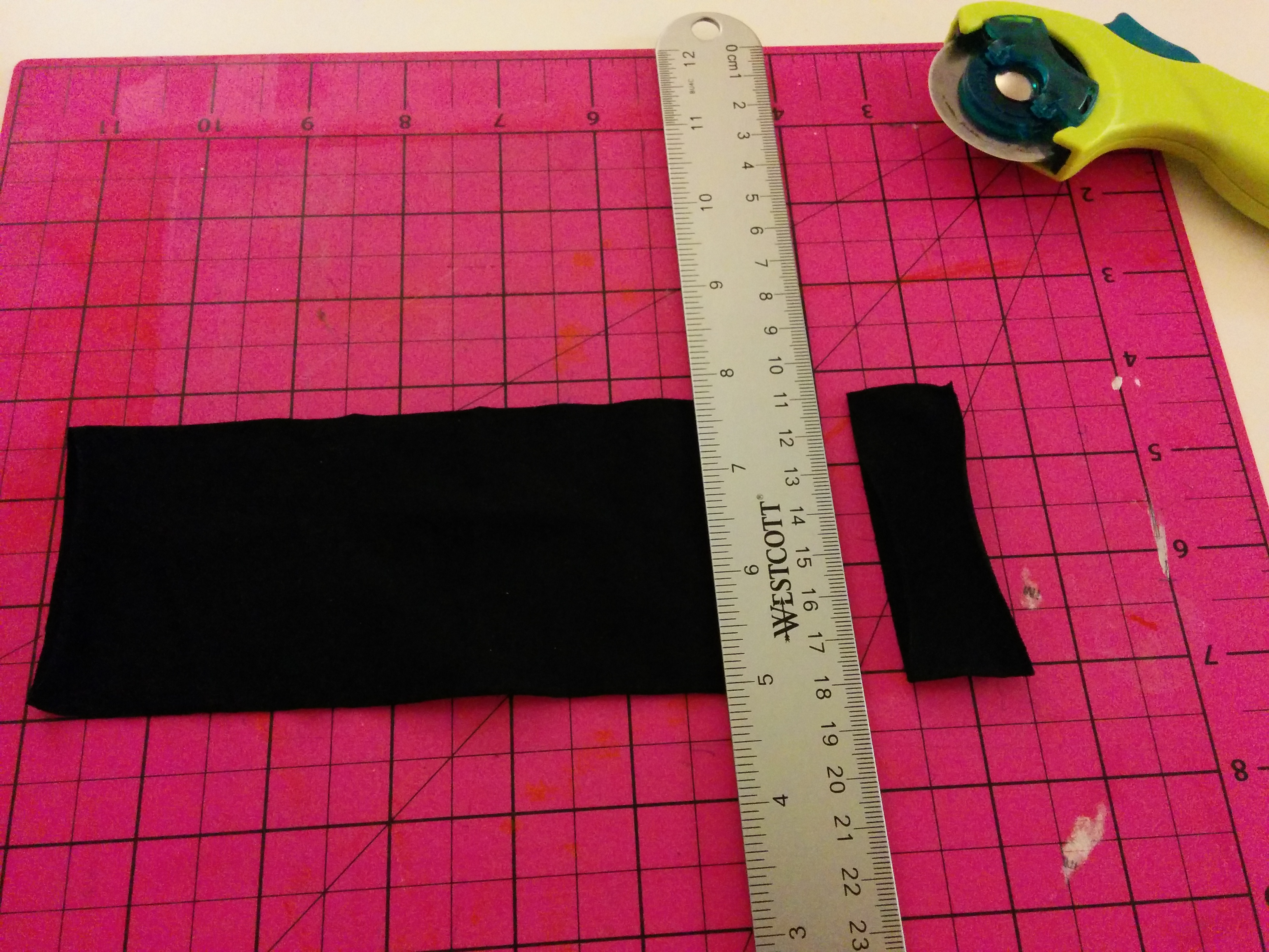 1 inch section cut off on mat.jpg