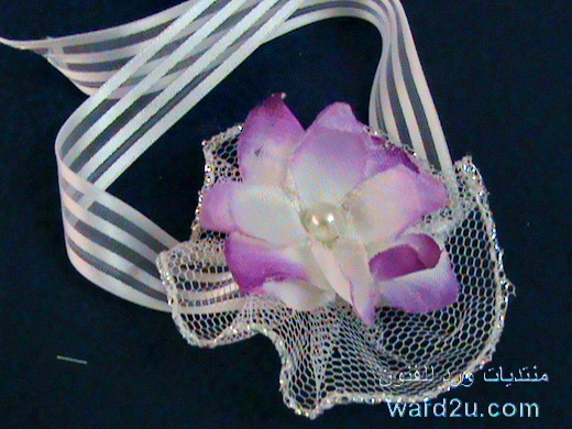 1-corsage-www.ward2u.com.jpg