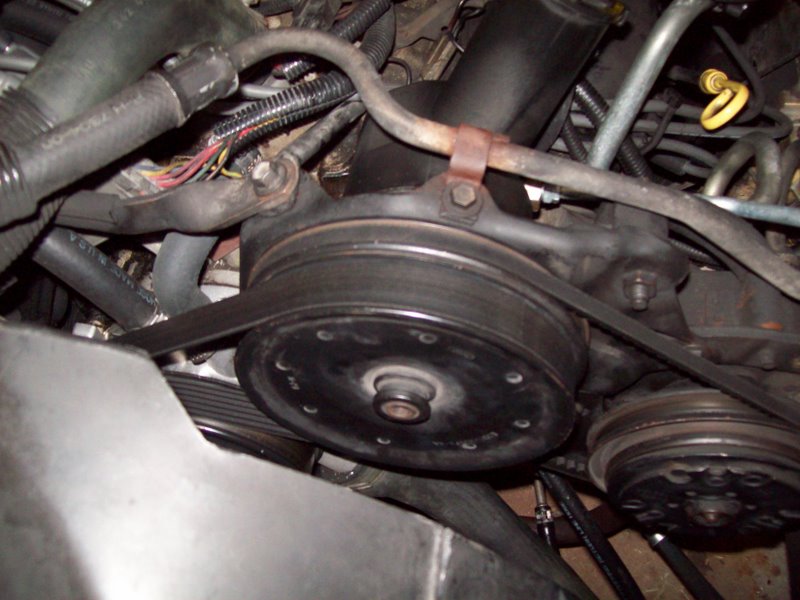 100_0719 Picture of Power Steering Pump - front pulley view.JPG