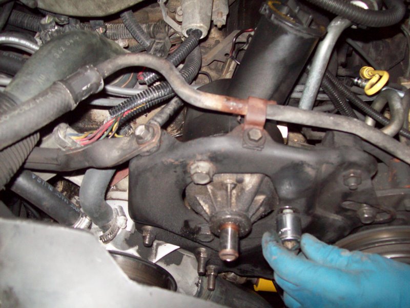 100_0741 Remove Power Steering pump - 3 bolts.JPG