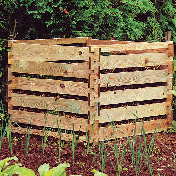 10_slatted_compost_bin.42181140.jpg