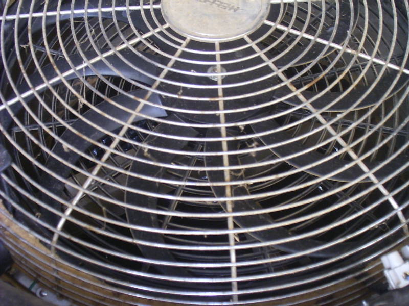 12 Volt Evaporative air cooler. (1).JPG