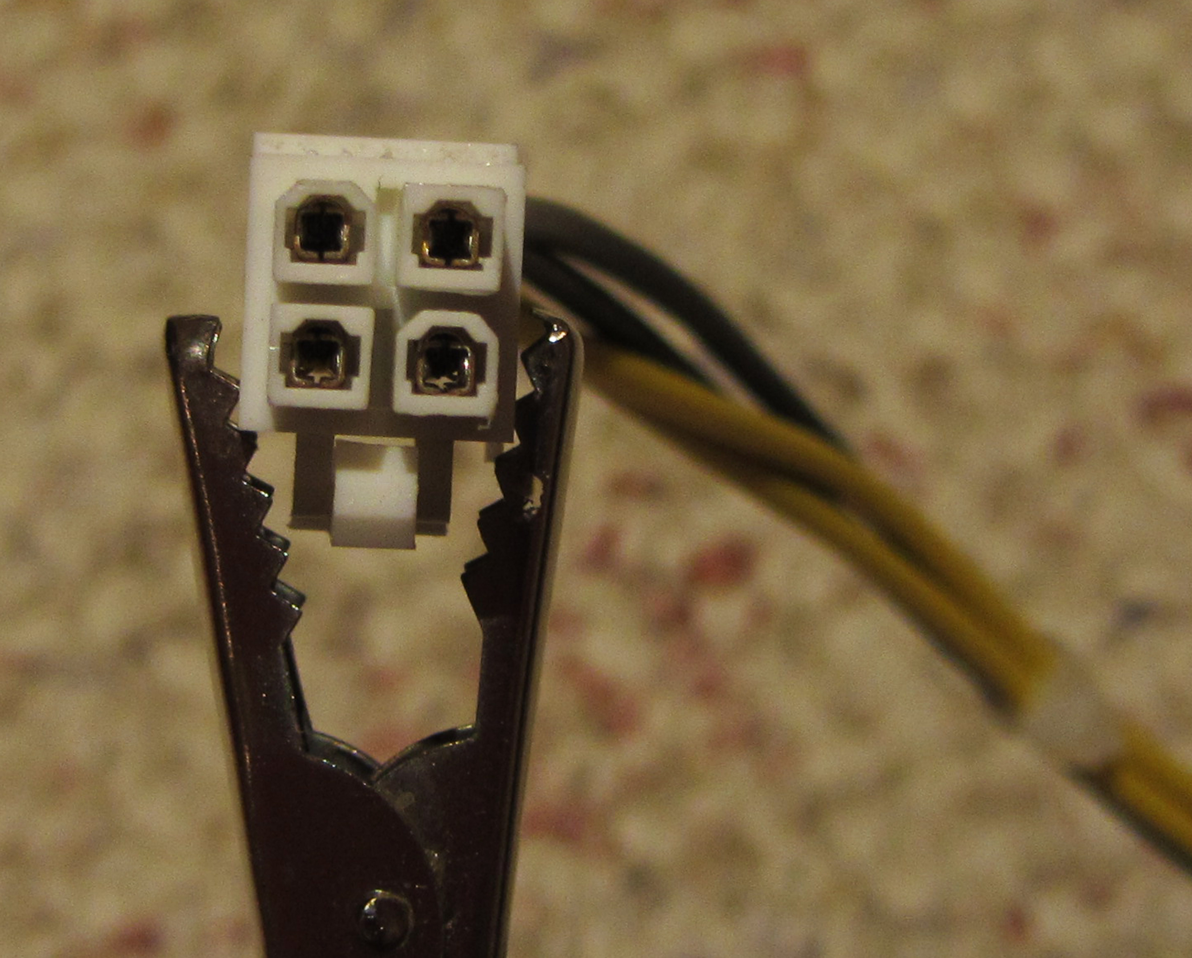 12V2_connector.jpg