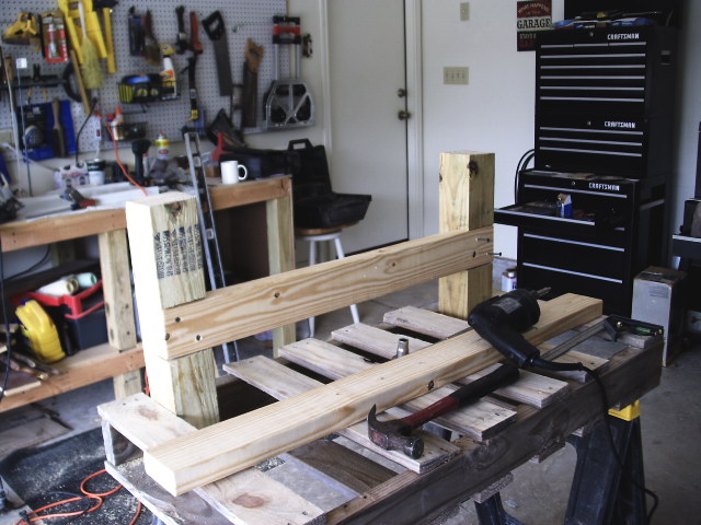 13 Bench - setting the 2X4 Braces_2.JPG