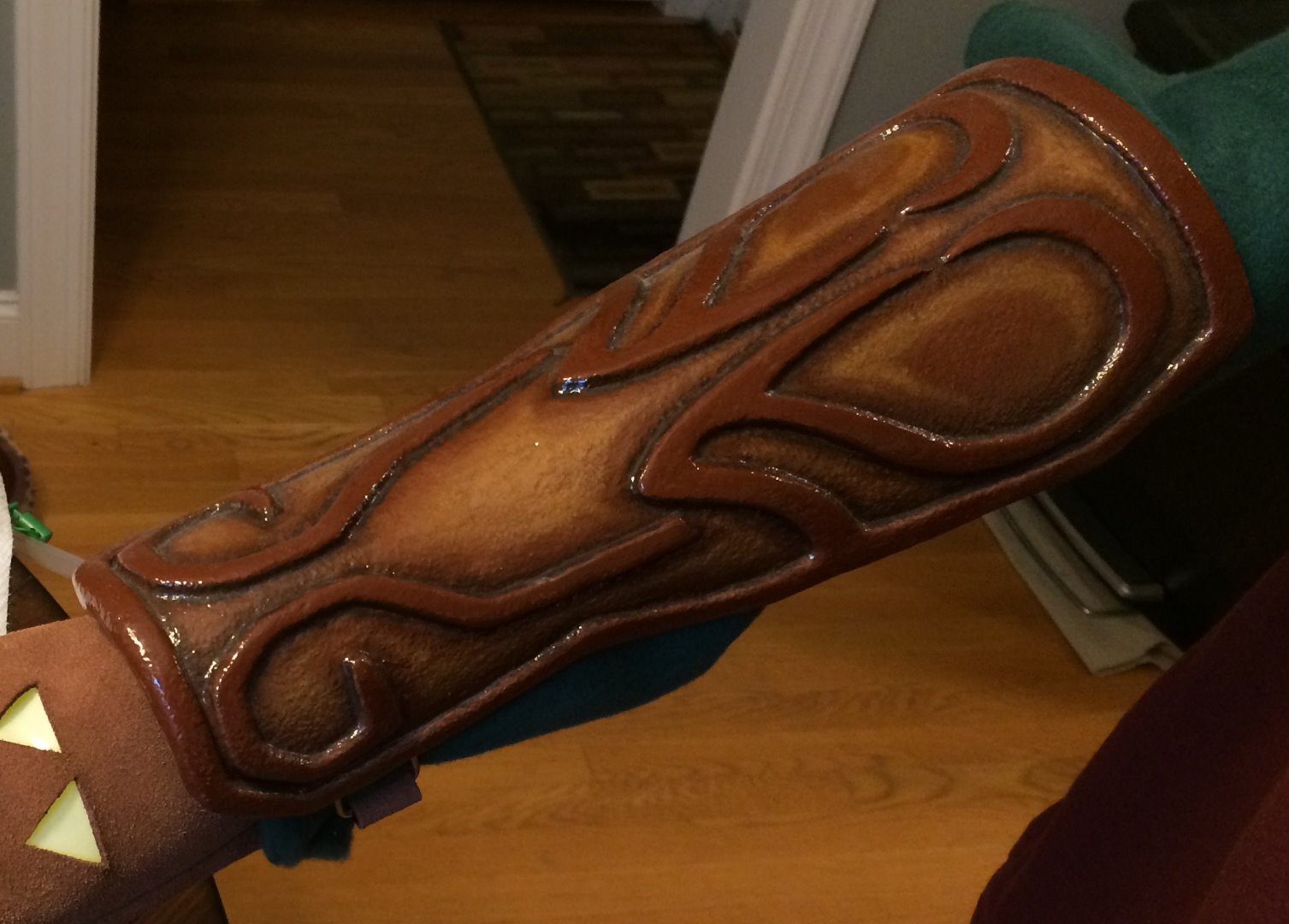 13-Link's Bracer Finished.jpg