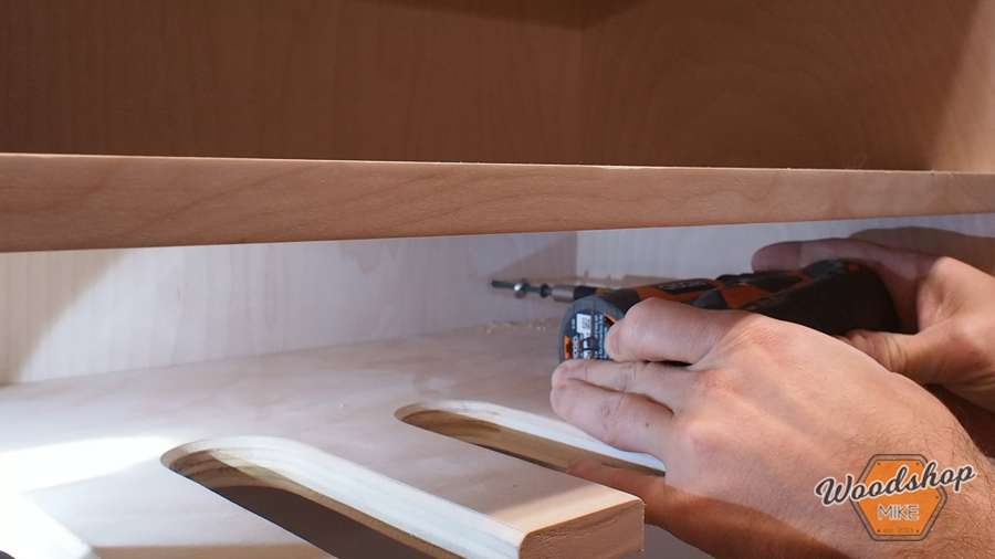 14-Hanging Cabinet 2.jpg