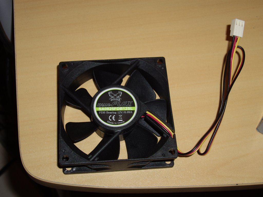 15. new fan with connector.JPG