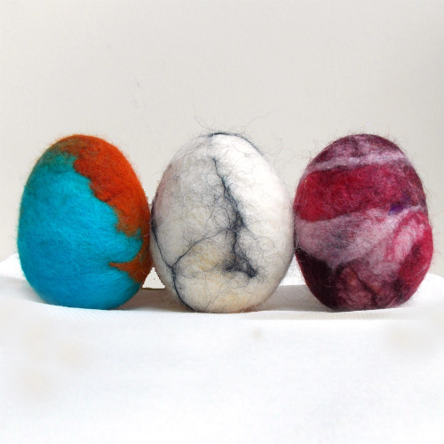 15.-how-to-felt-easter-eggs-2-500.jpg