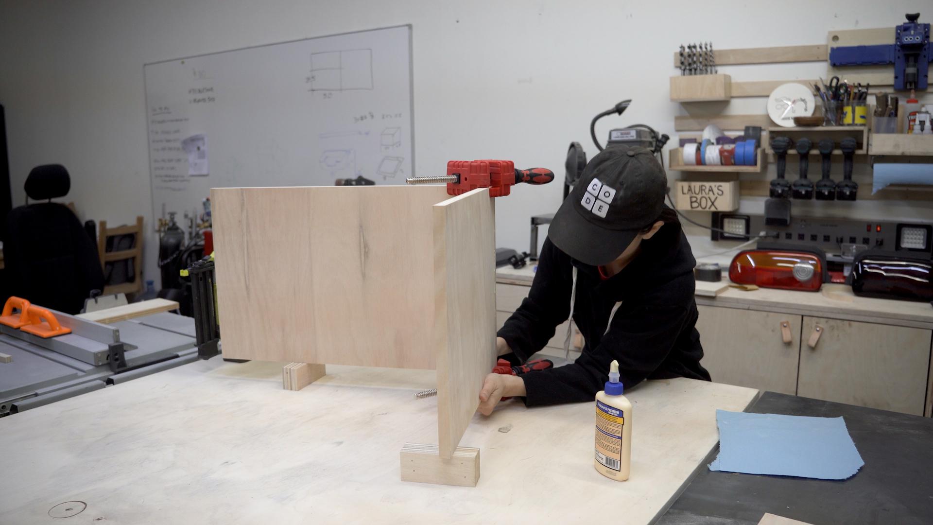 18. Assemble walls.jpg