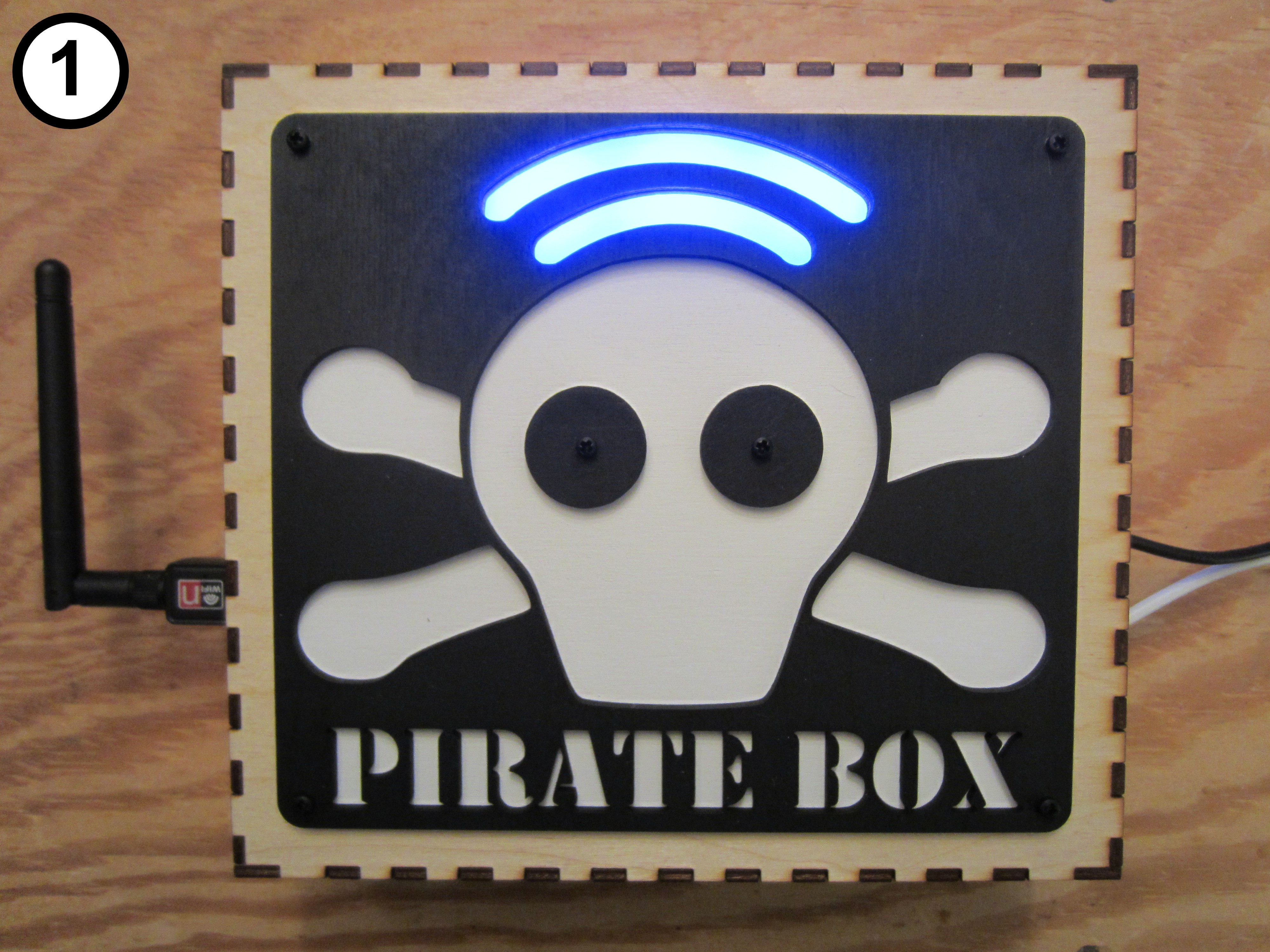 19 - 1 - Natural Wood PirateBox.JPG