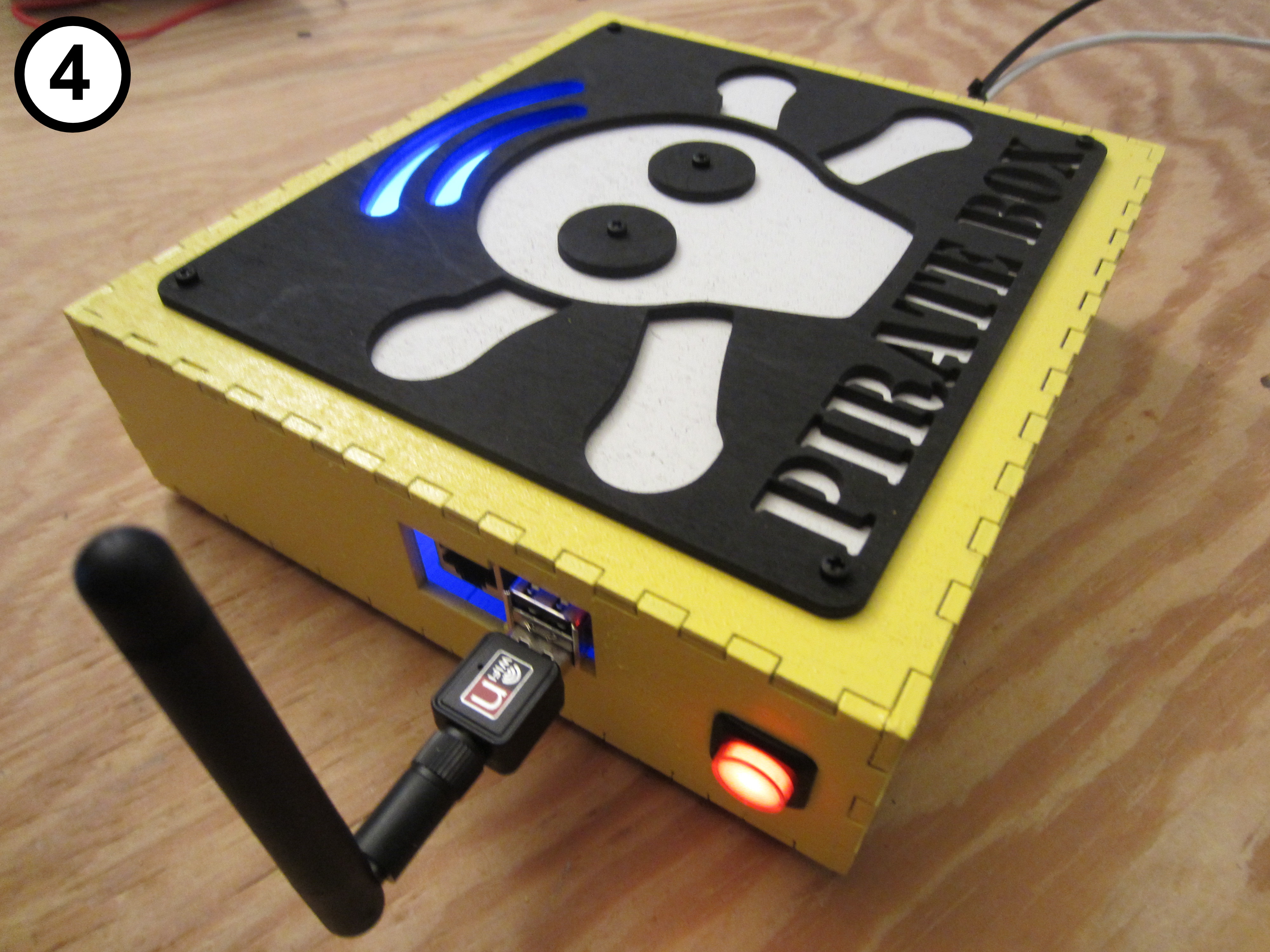 19 - 4 - Yellow PirateBox.JPG