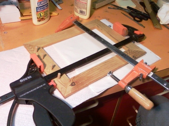 19 - clean gluing frame.jpg