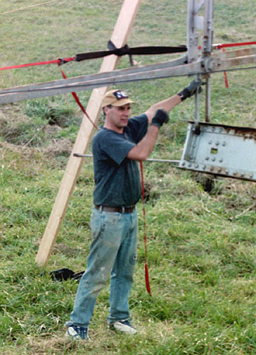 19 Dad setting a beam.jpg