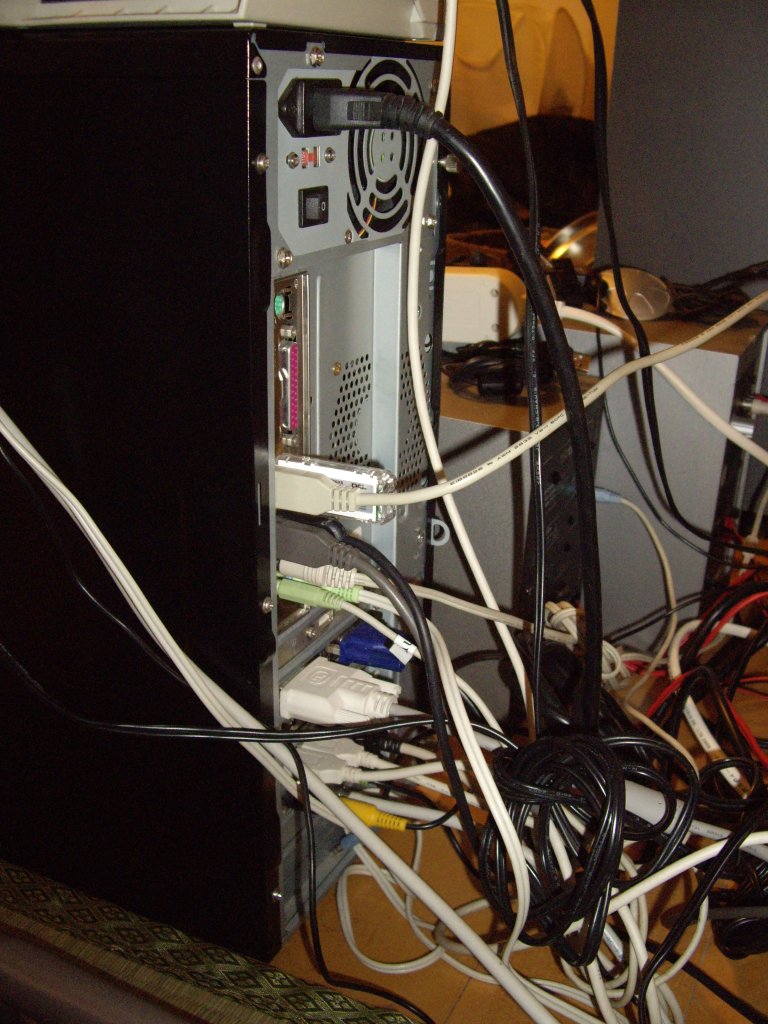 19. pc rear connections.JPG