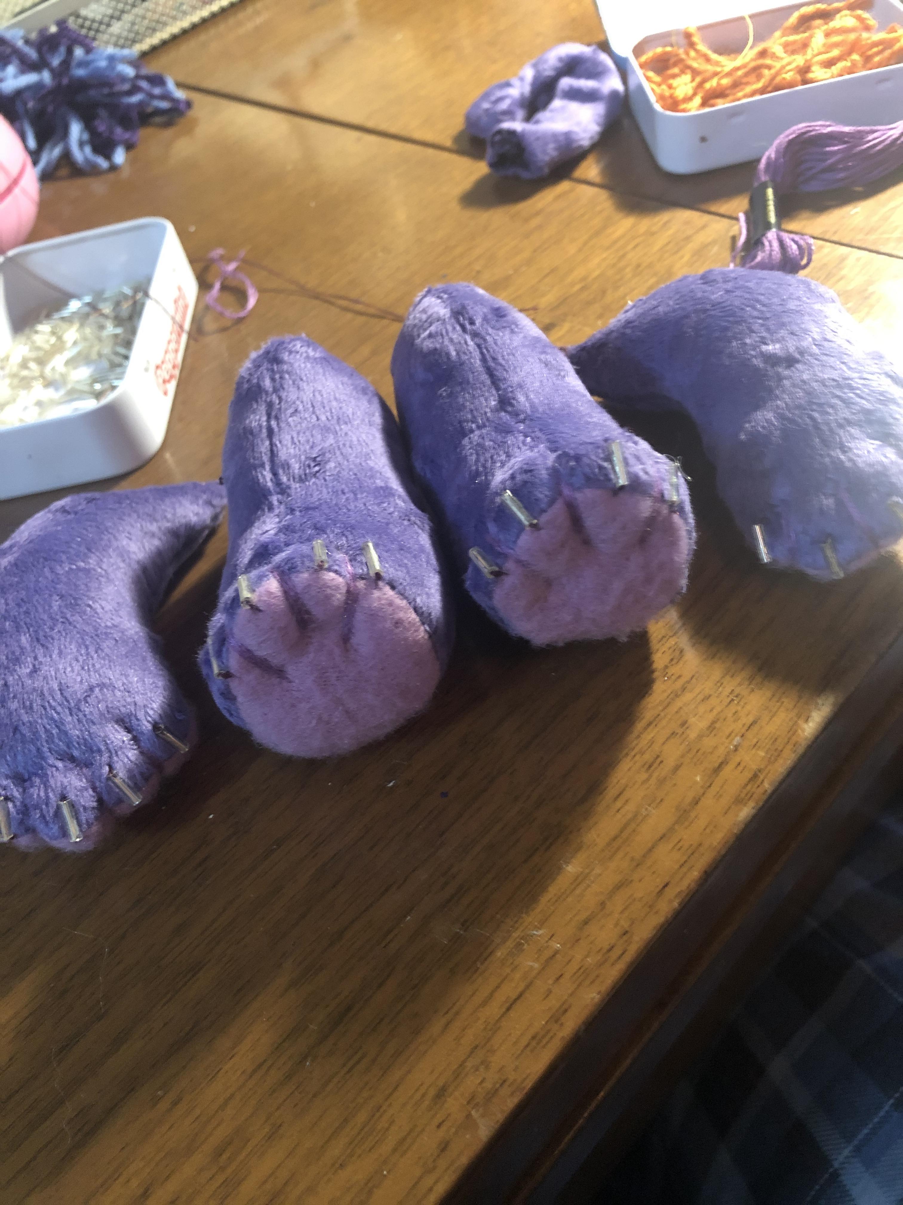 2 - front and back paws finished.jpeg