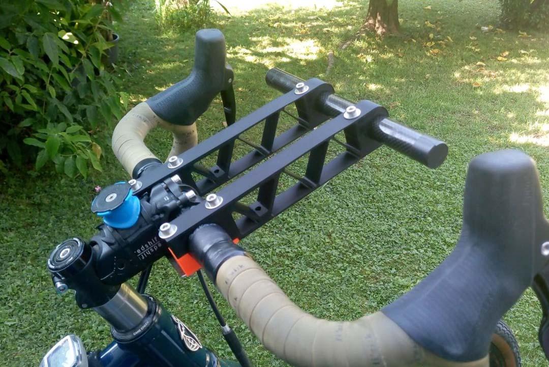 2 bike_handlebar.jpg