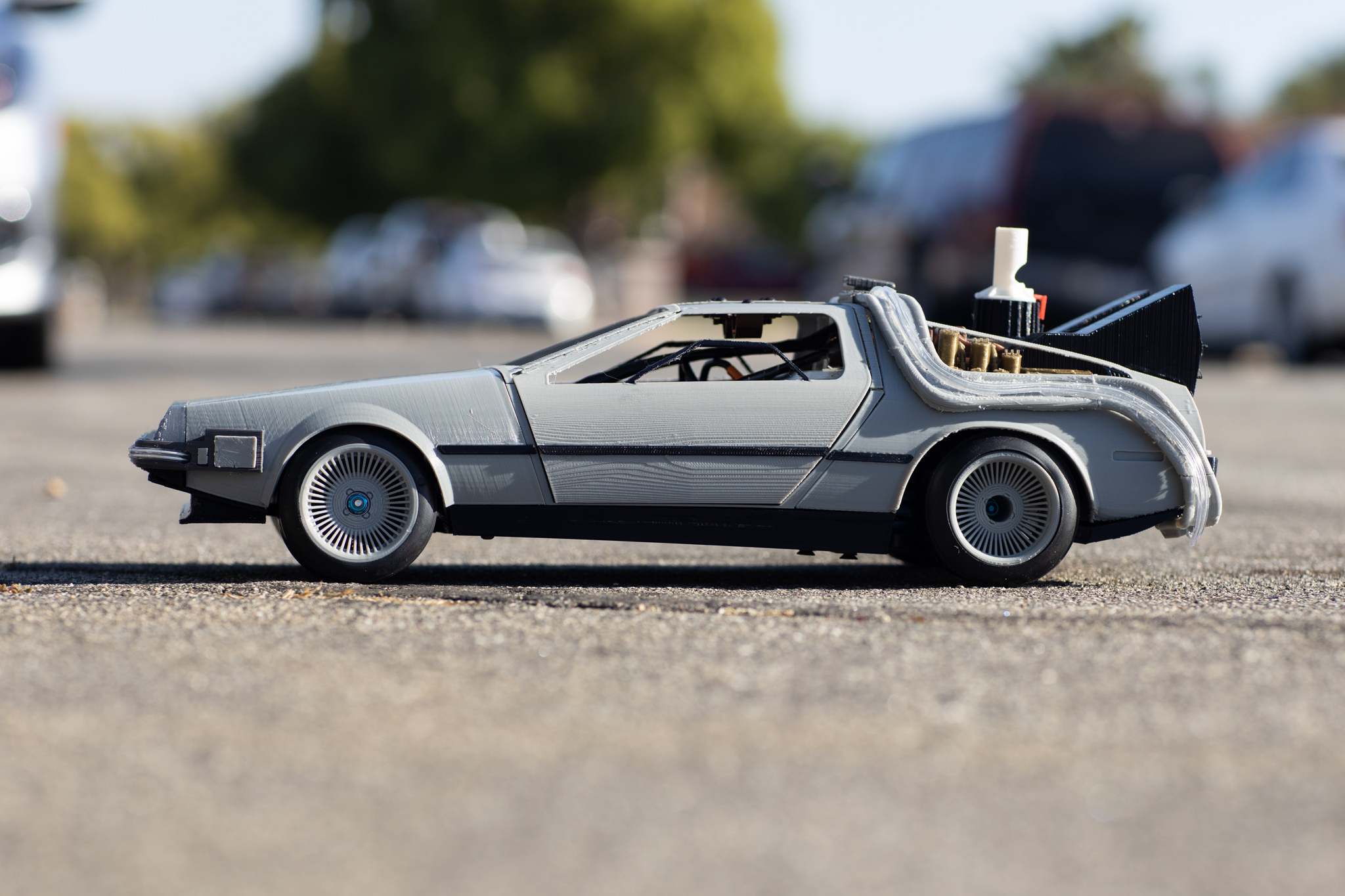 2-Delorean-Time-Machine.jpg