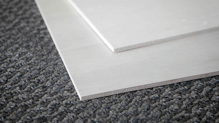 2-plywood-sheets.jpg