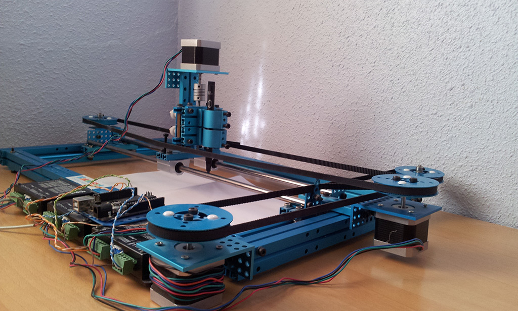 2-robot-plotter-makeblock-perfil.jpg