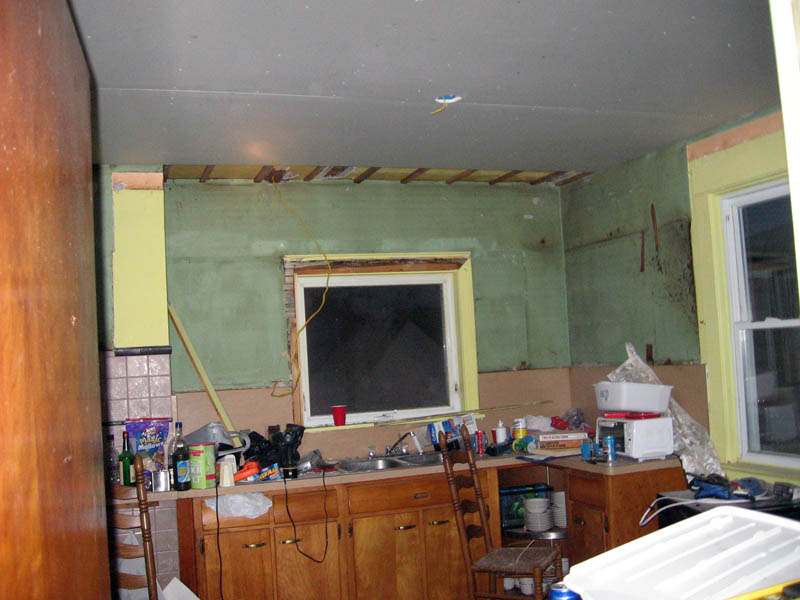 2007.06.23kitchen.jpg