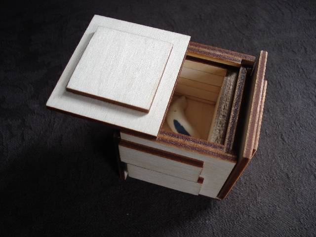 2011 puzzle box 005 small.jpg