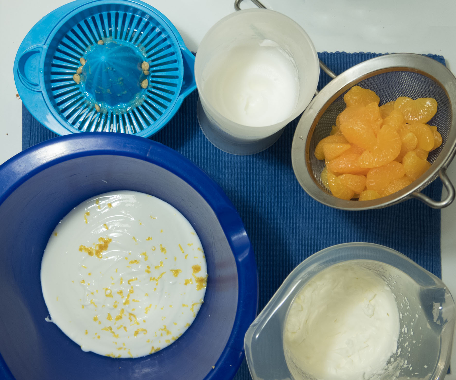 20180215-instructables-tropical-cream-cake-sun-cream-preparation (1).jpg