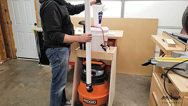 2019-03-04 Dust Collection Cart.00_04_49_08.assembly20.jpg