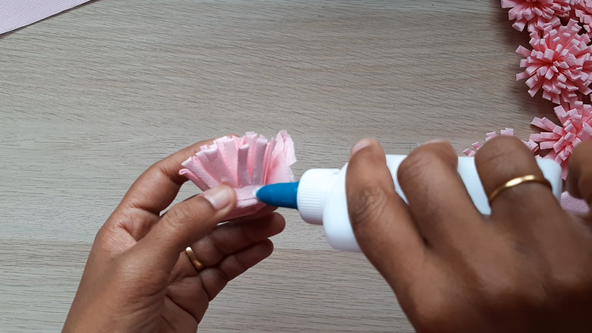 21-completeing paper flower.jpg